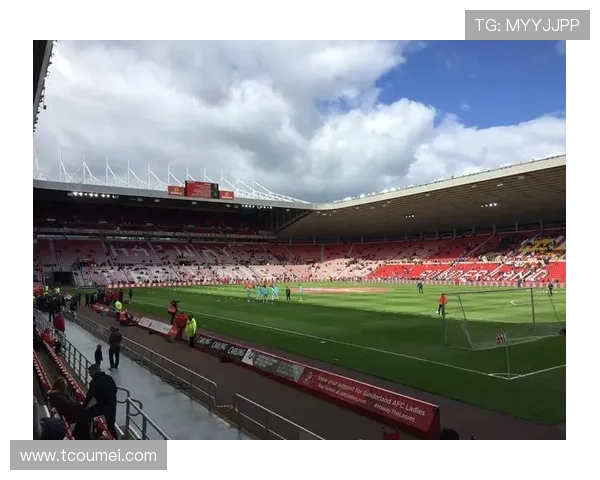 桑德兰足球俱乐部：从辉煌历史到挑战重生的崭新篇章