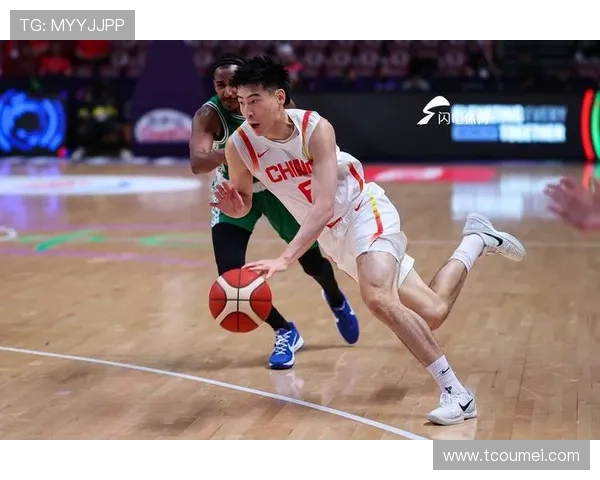 中国男篮勇夺亚洲杯冠军 展现强大实力迎接世界大赛挑战