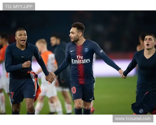 巴黎圣日耳曼迎来新主帅 强化阵容迎接新赛季挑战