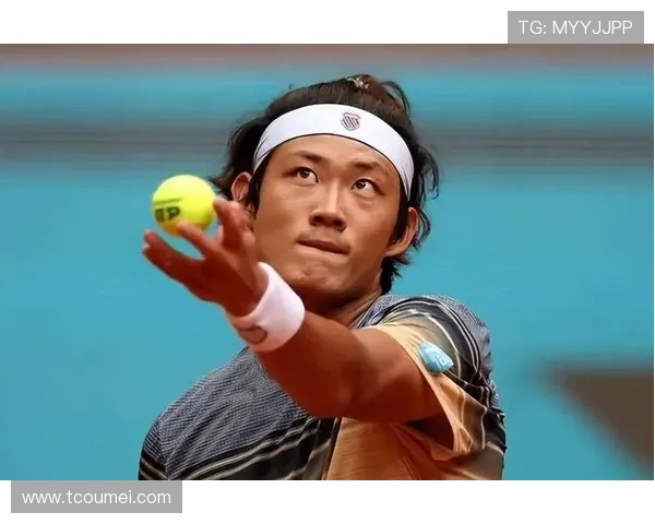 张之臻力克强敌晋级决赛中国网球迎来历史性突破