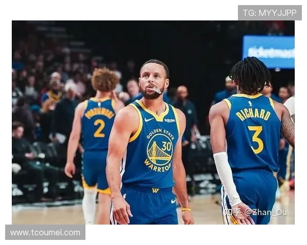 勇士队季前赛逆袭胜利库里状态火热但伤病问题依旧成隐忧