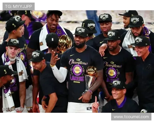 湖人新赛季目标明确 詹姆斯带领年轻核心冲击总冠军