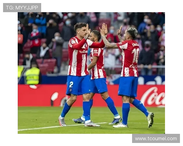 欧洲豪门鏖战再起新星闪耀赛场掀起转会风云热议浪潮席卷足坛今日 欧洲豪门鏖战再起新星闪耀赛场掀起转会风云热议浪潮席卷足坛今日